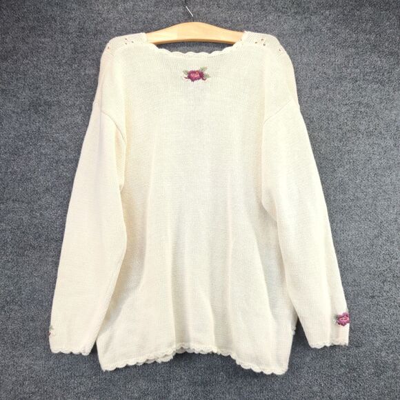 Capacity Woman Knit Pullover Sweater Size 2X White Embroidered Floral 1/4 Button - Picture 3 of 12